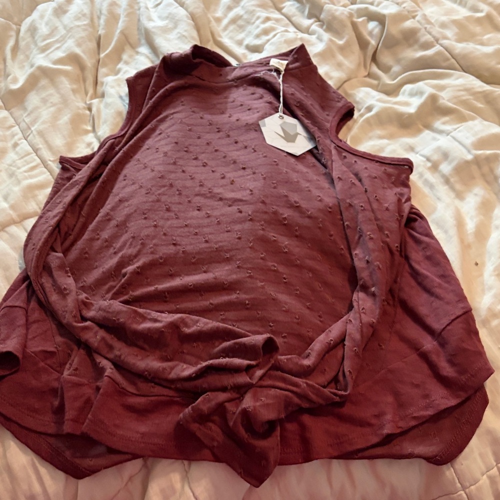 NWT Lazy Sundays Burgundy Tank‎ Top